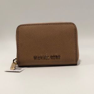Michael Kors Jet Set Travel Card Case Wallet